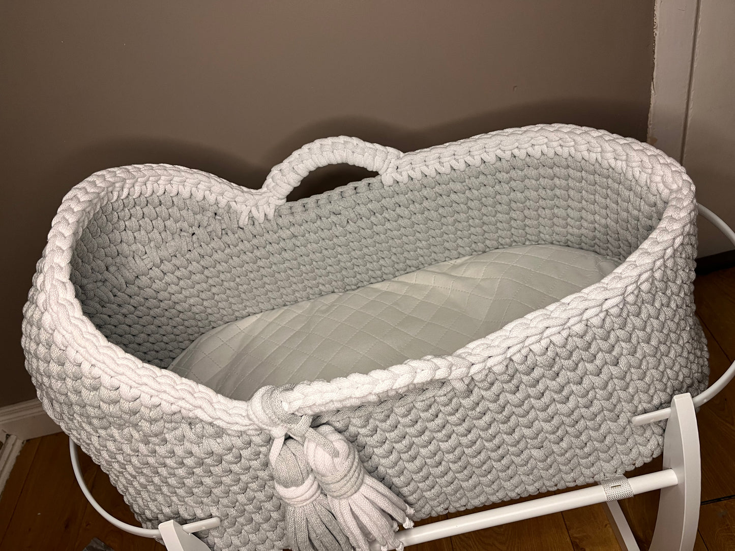 Crochet Changing Basket - Light Beige and Mocha