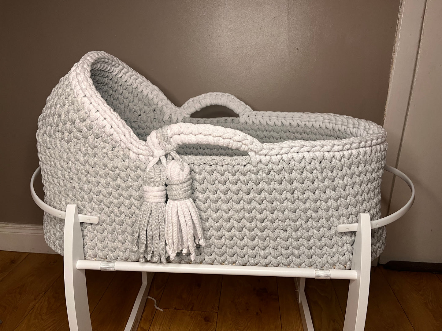 Crochet Changing Basket - Light Beige and Mocha